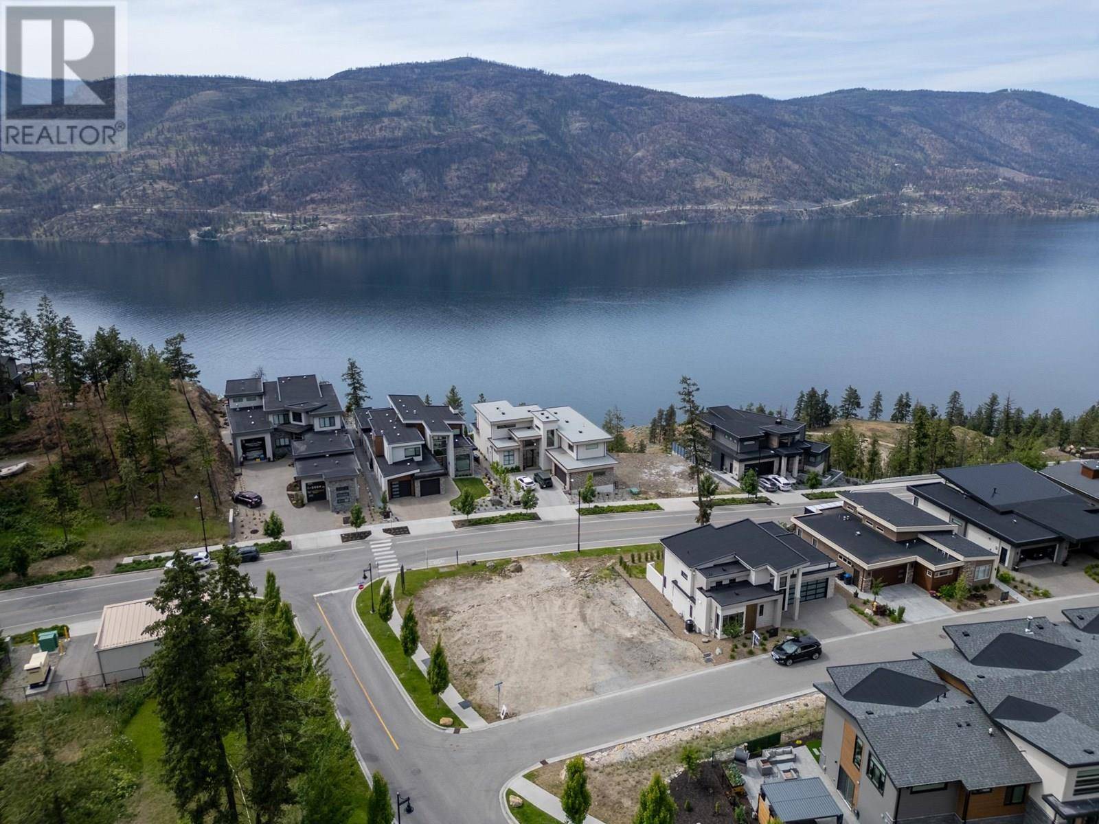 512 Clifton Lane, Kelowna, BC V1V0B7