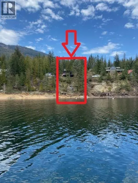 Tappen, BC V0E2X1,6432 Sunnybrae Canoe Point RD #6