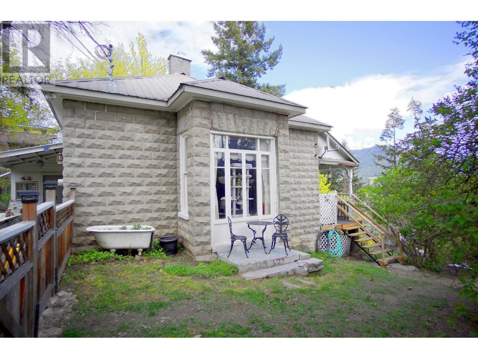 117 Cliffview Drive, Enderby, BC V0E1V1