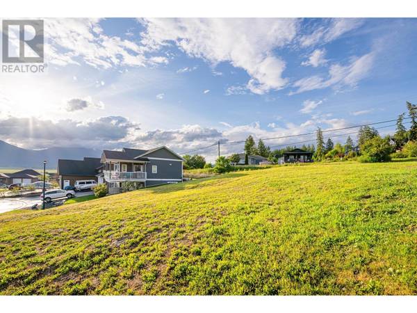 Creston, BC V0B1G3,1016 PURCELL Crescent