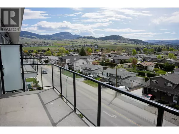 Kelowna, BC V1X3V6,615 Rutland RD North #517