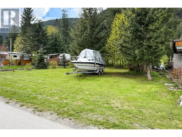 Lardeau, BC V0G1M0,Lots 22, 23, 24 Main Street