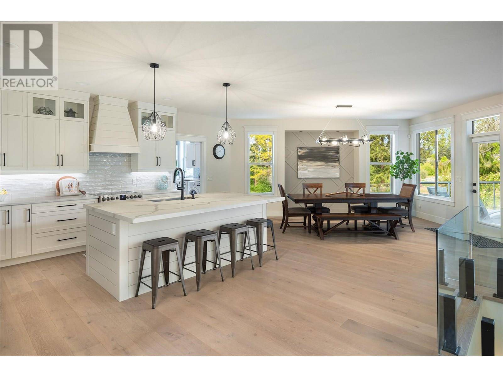 Kelowna, BC V1W1E7,4455 Sherwood Court