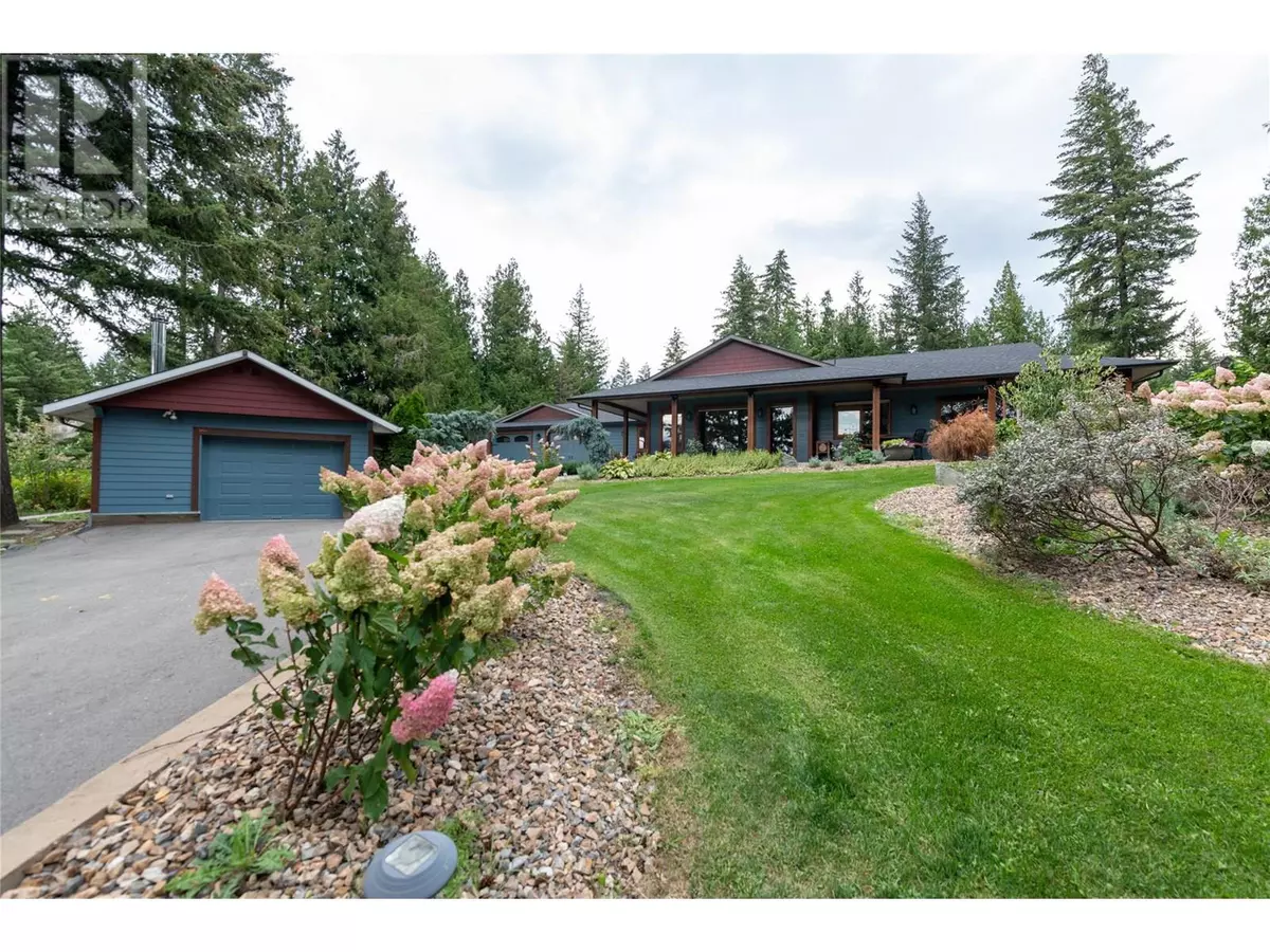 Sorrento, BC V0E2W1,3045 Lindberg Road