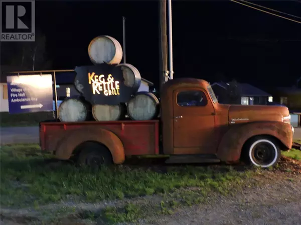 607 Eighth Avenue, Midway, BC V0H1M0