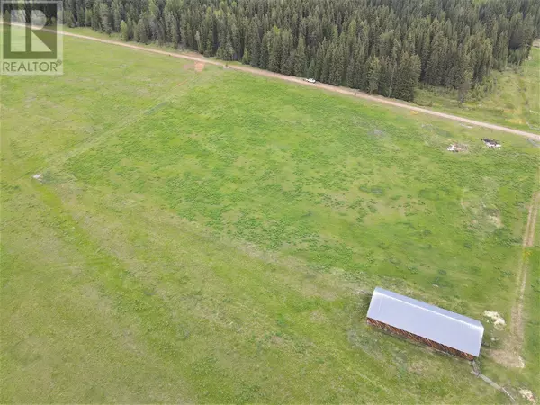 Edgewater, BC V0A1E0,4945 Scott Road