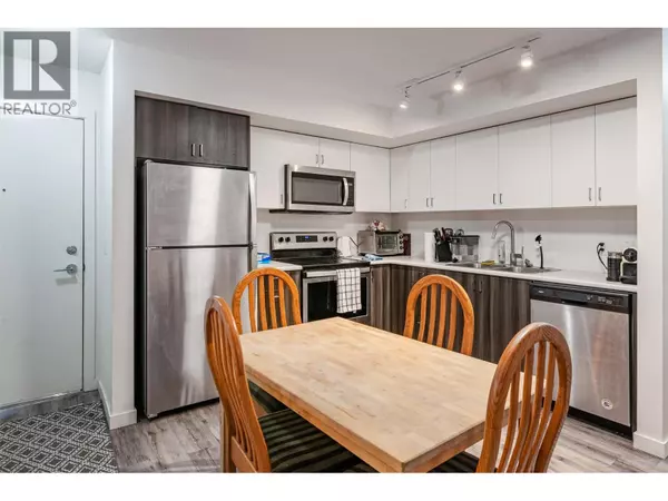 Kelowna, BC V1V3A4,655 Academy WAY #110