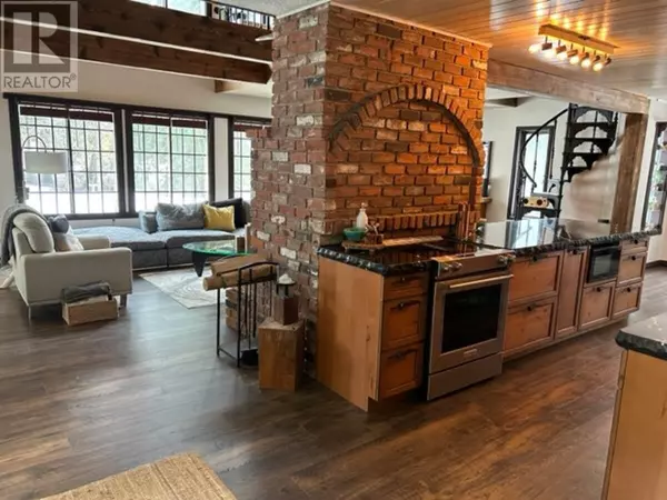 Revelstoke, BC V0E2S3,3025 Camozzi Road