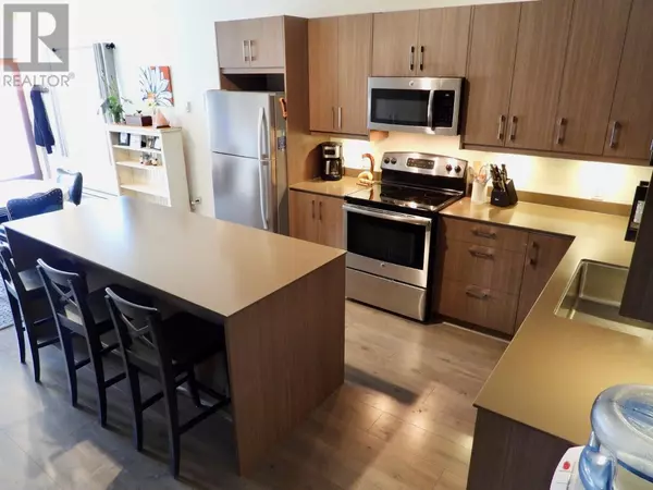 Penticton, BC V2A4M3,564, 576 & 580 ELLIS Street