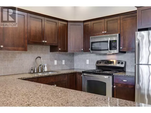 West Kelowna, BC V4T2J3,3833 Brown RD #1403