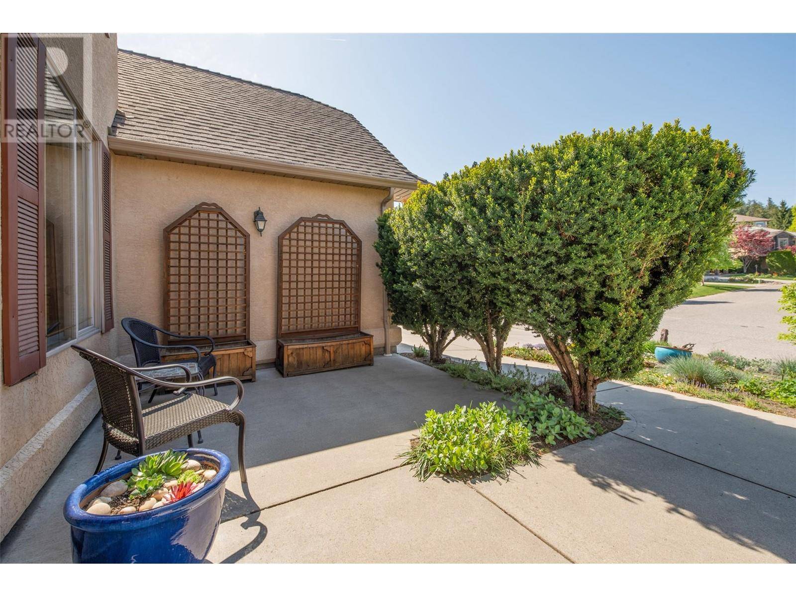 Kelowna, BC V1V2L7,1051 Chilcotin Crescent