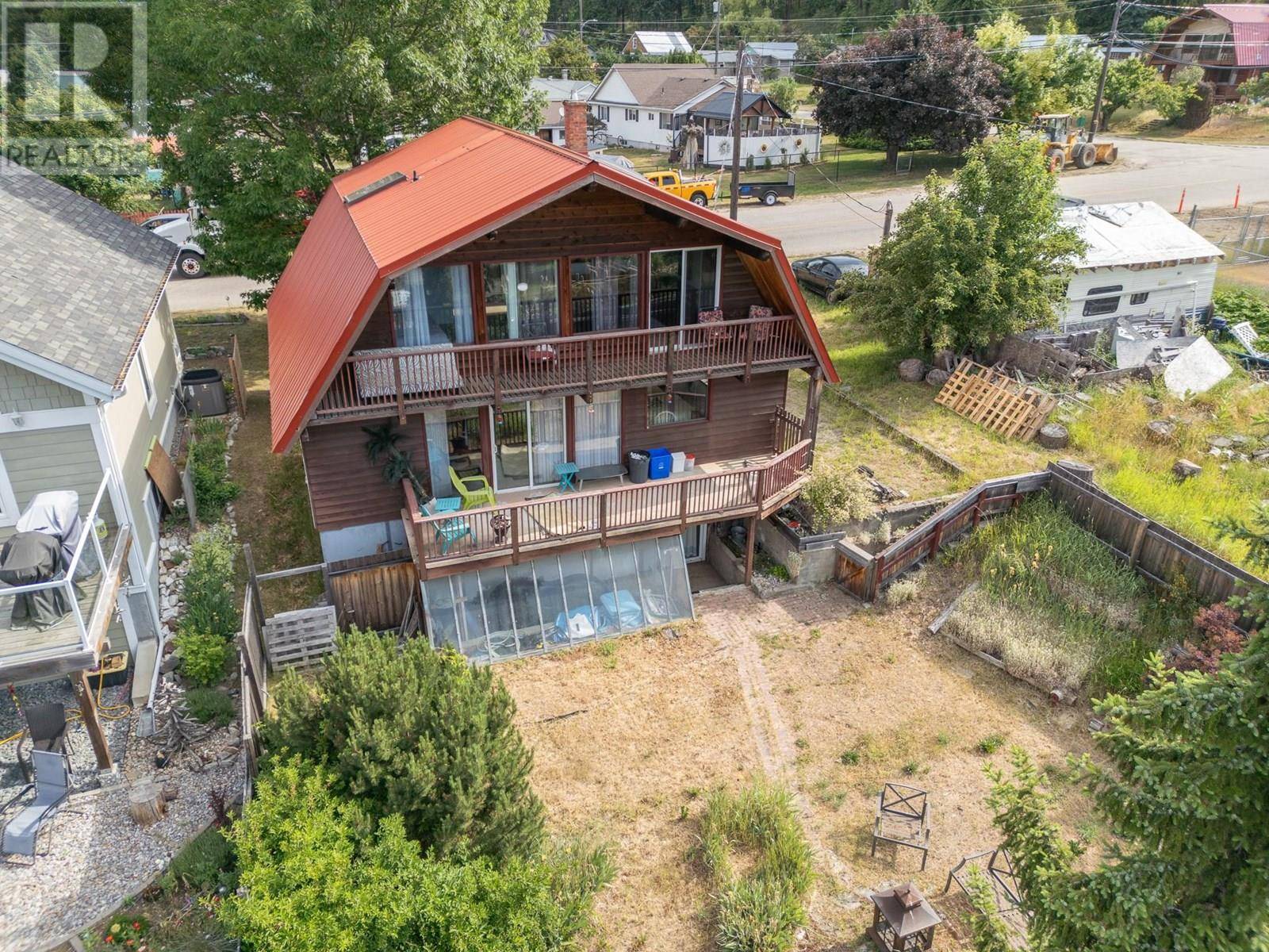Riondel, BC V0B2B0,309 FOWLER Street