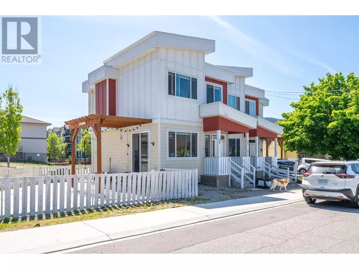 Penticton, BC V2A2V4,102 COSSAR AVE #101