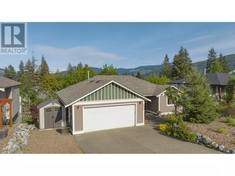 1927 Skyview Crescent, Lumby, BC V0E2G0