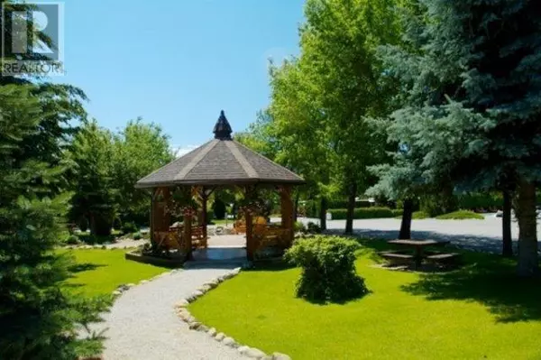 Kelowna, BC V4V1P4,415 Commonwealth RD #287