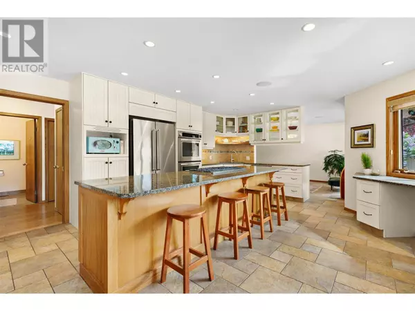 Kelowna, BC V1W2L8,4350 Kensington Drive