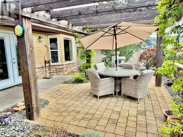 Vernon, BC V1H1Z1,4147 4th Street