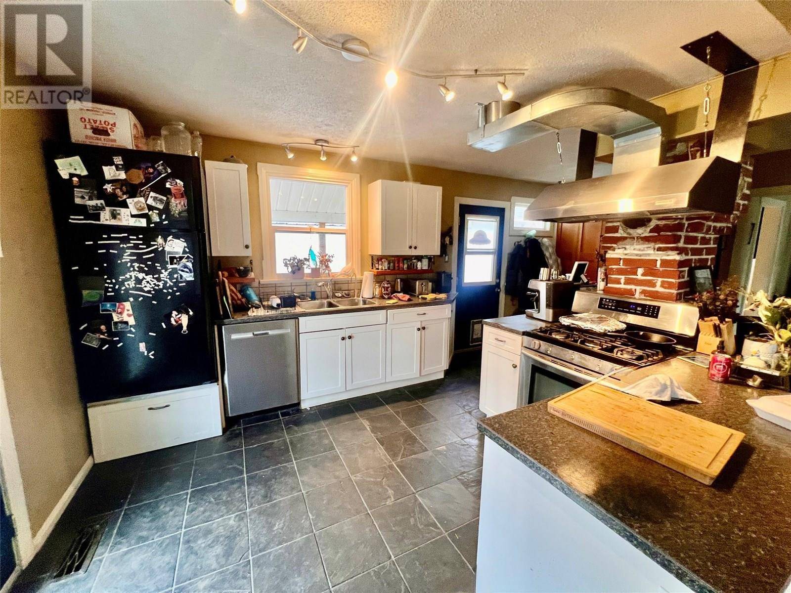 Nelson, BC V1L5E9,510 Innes Street