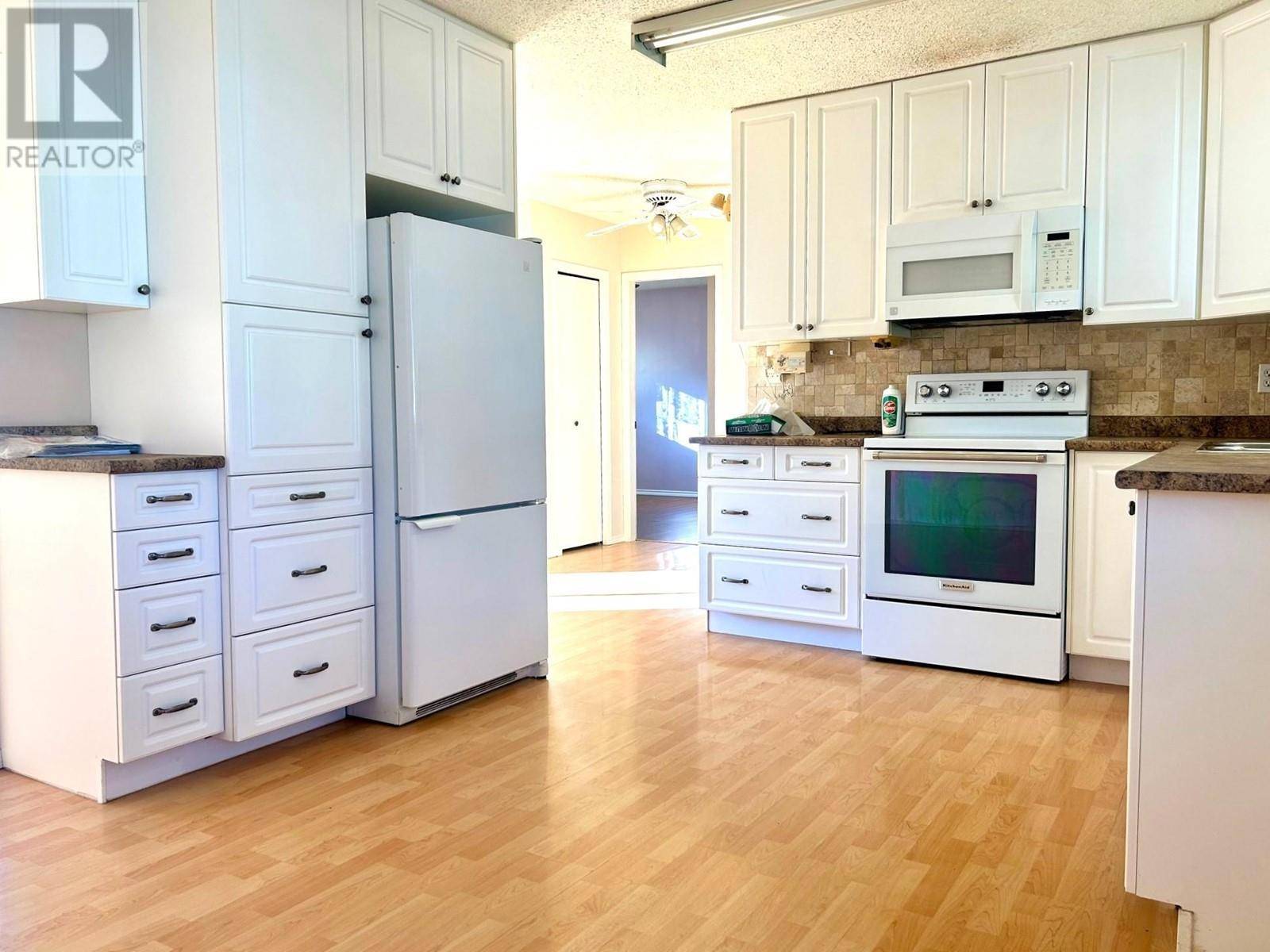 Barriere, BC V0E1E0,403 Robin Drive