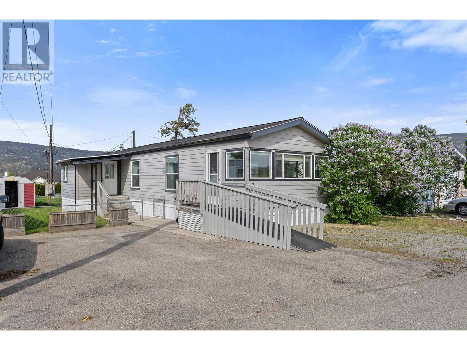 #4 3260 Sunset Street, Merritt, BC V1K2B0