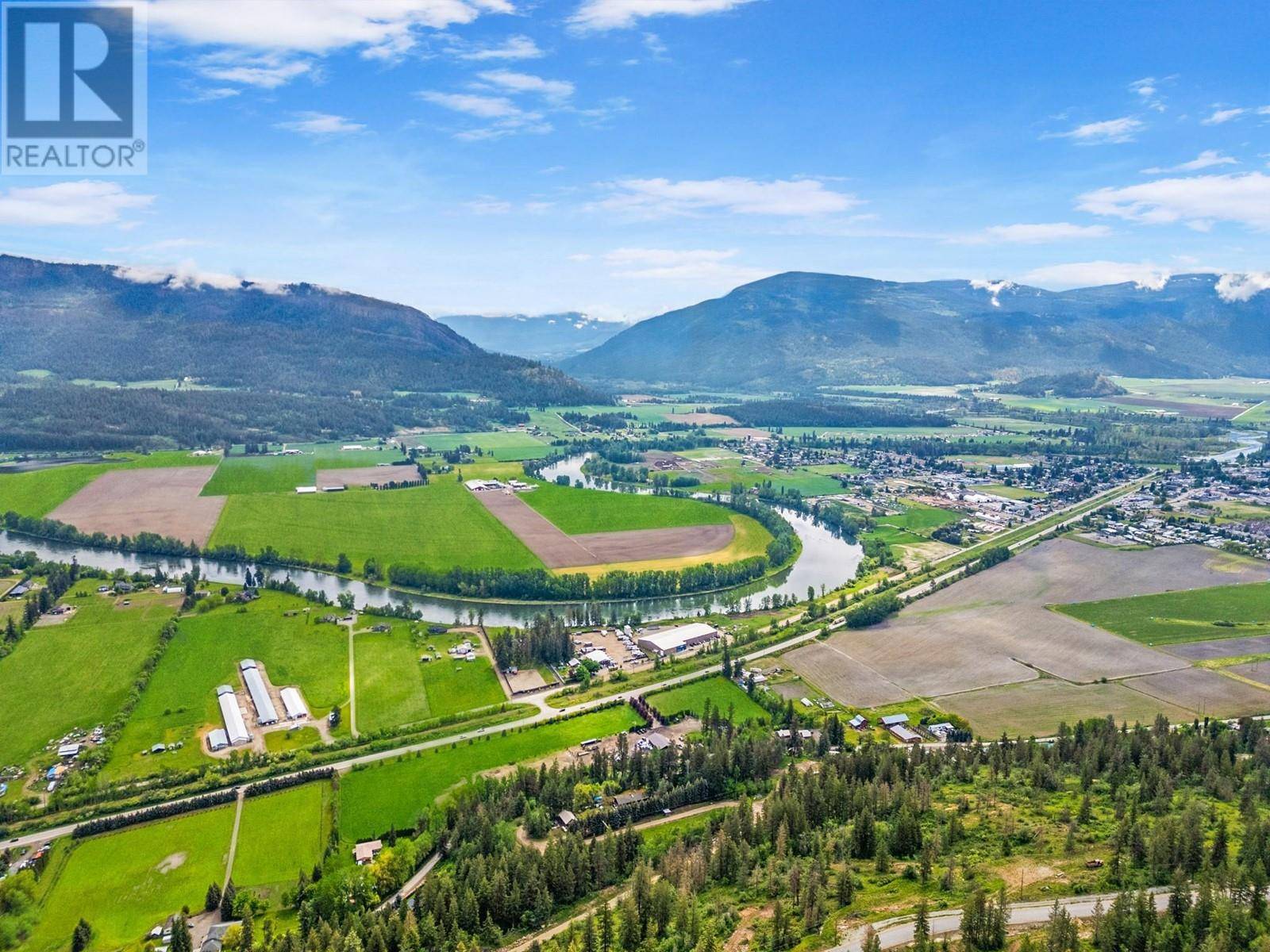 Enderby, BC V4Y4G2,307 Oxbow Place