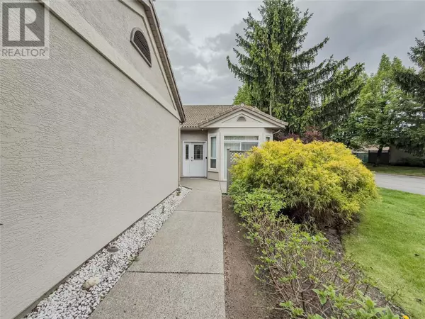 Kamloops, BC V2B6T7,650 Harrington RD #102
