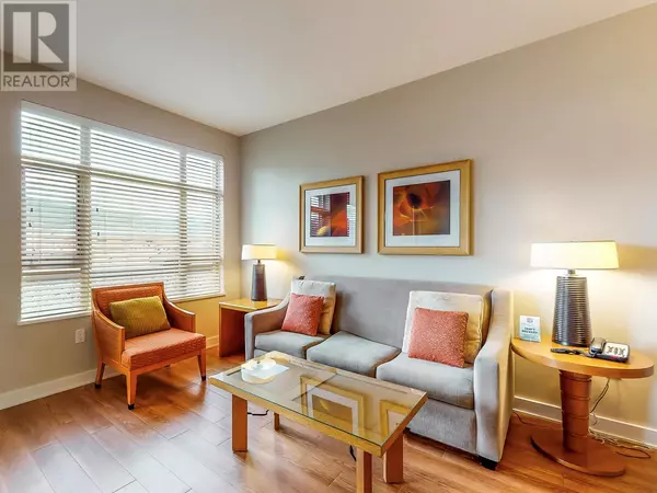 Osoyoos, BC V0H1V0,15 Park PL #413