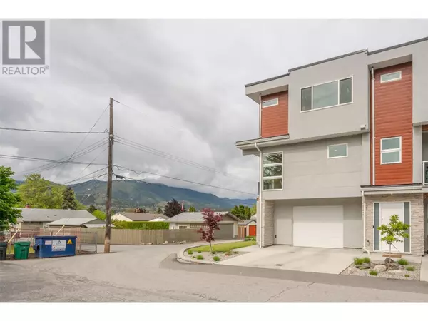 Penticton, BC V2A2J5,210 Scott AVE #108