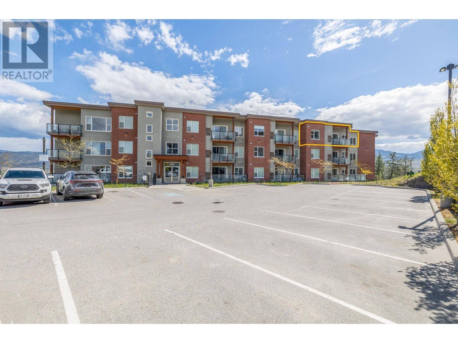 985 Academy WAY #308, Kelowna, BC V1V3C8