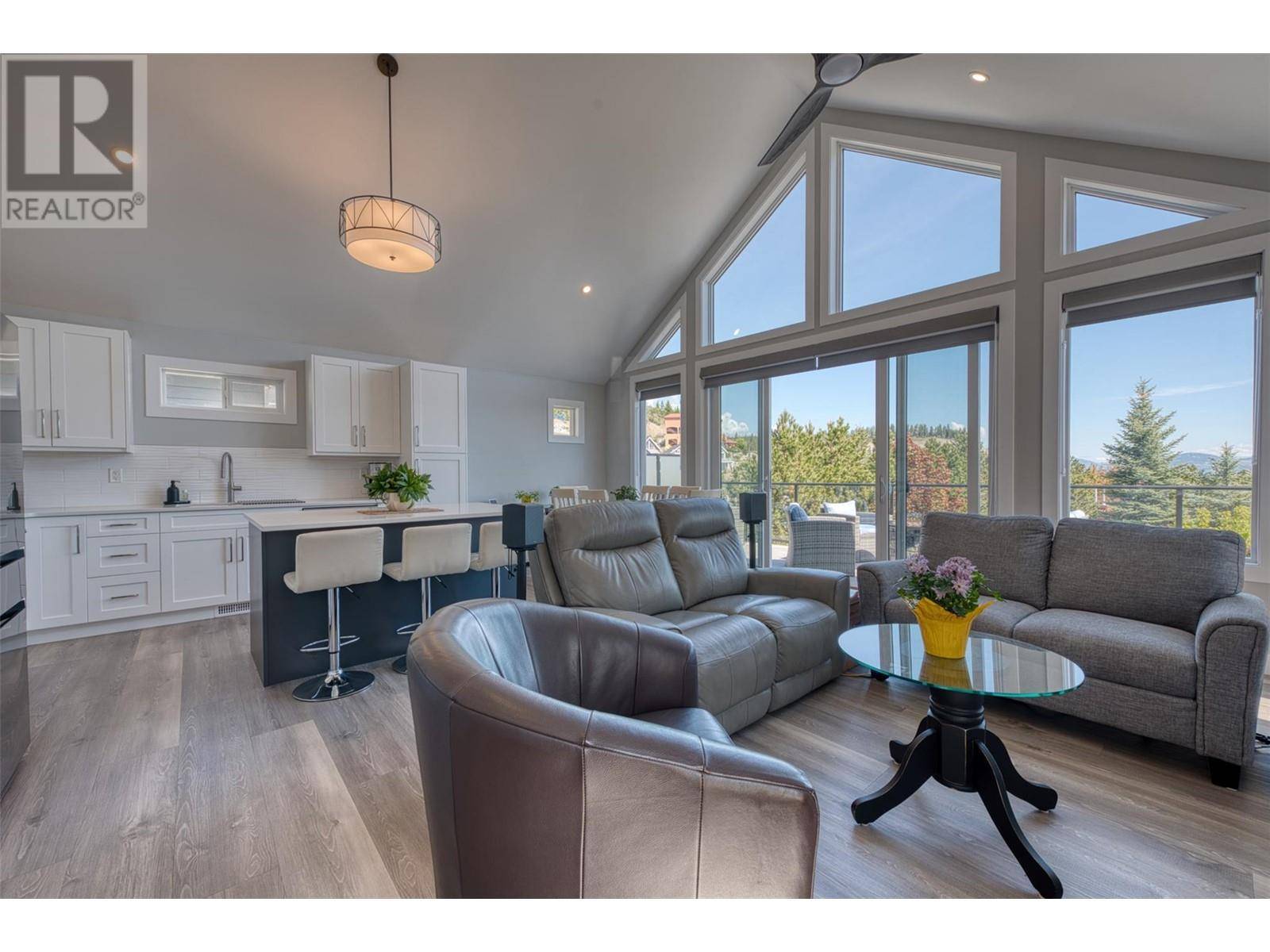 Kelowna, BC V1Z3R8,6833 Madrid WAY #348