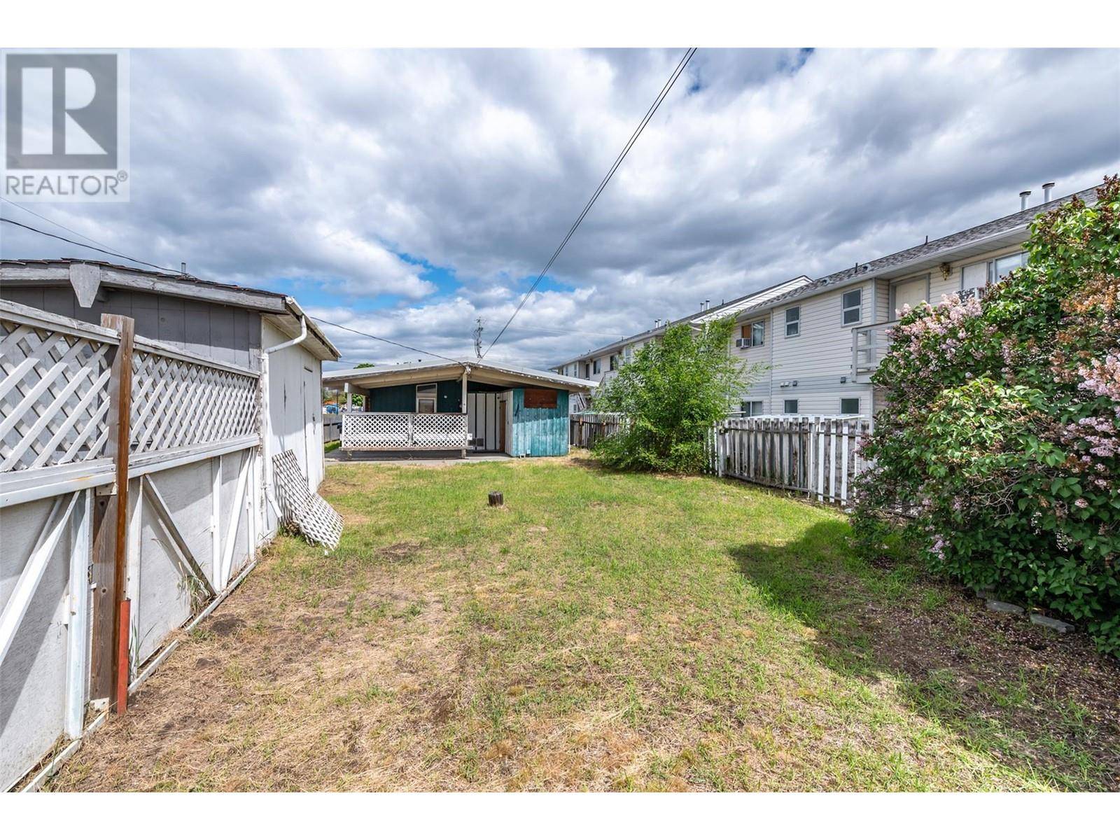 Penticton, BC V2A1G1,1084 Dynes Avenue