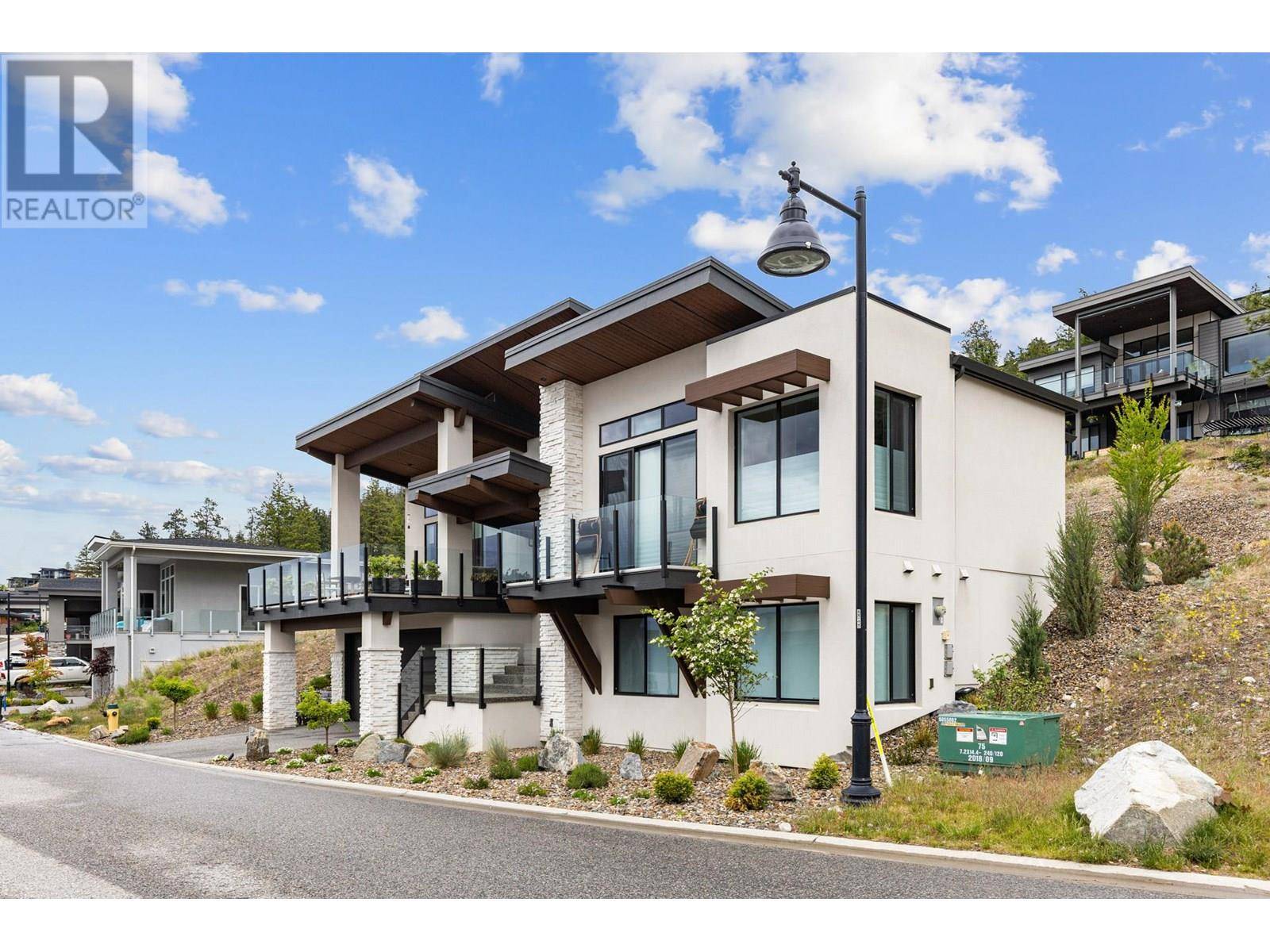 Kelowna, BC V1V3G1,3387 Water Birch Circle