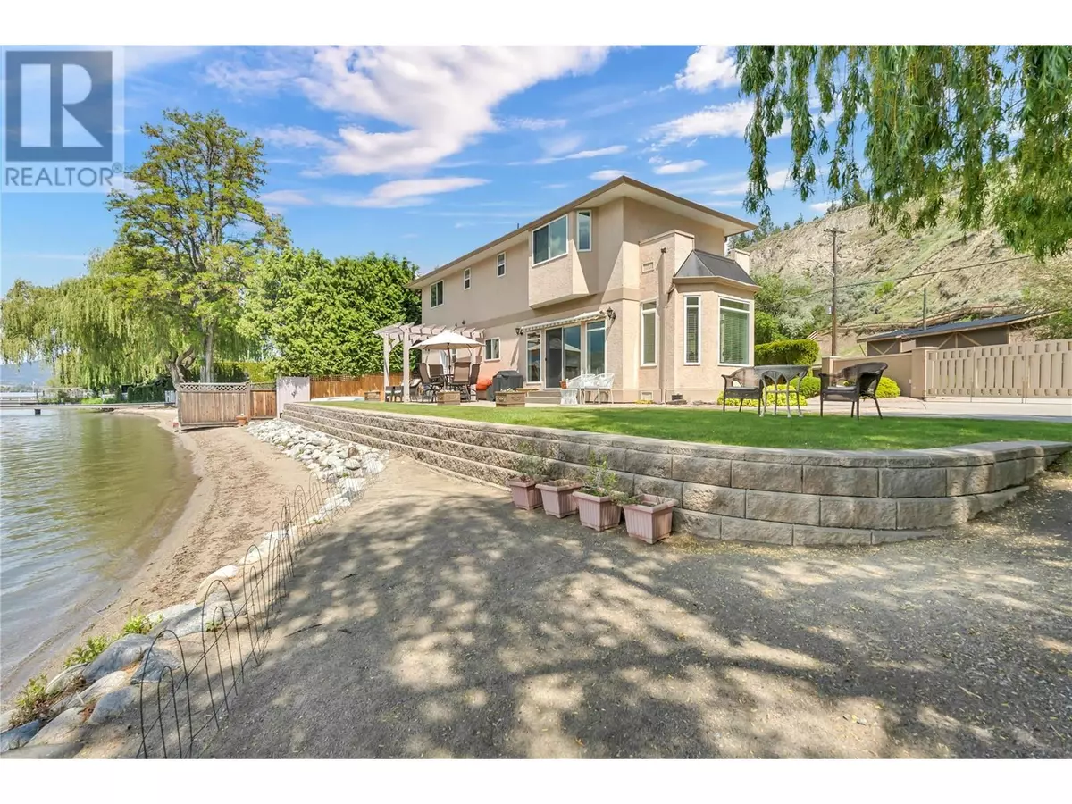 Penticton, BC V2A8W4,4597 Lakeside Road