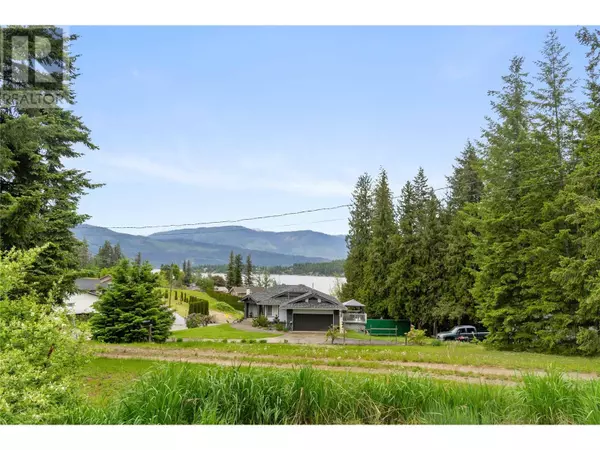 Blind Bay, BC V0E1H1,2844 Marine Drive