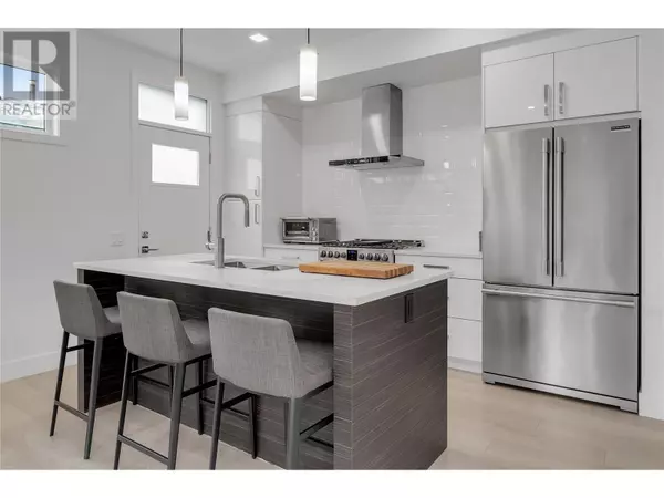 Kelowna, BC V1Y5N6,766 Cadder Avenue