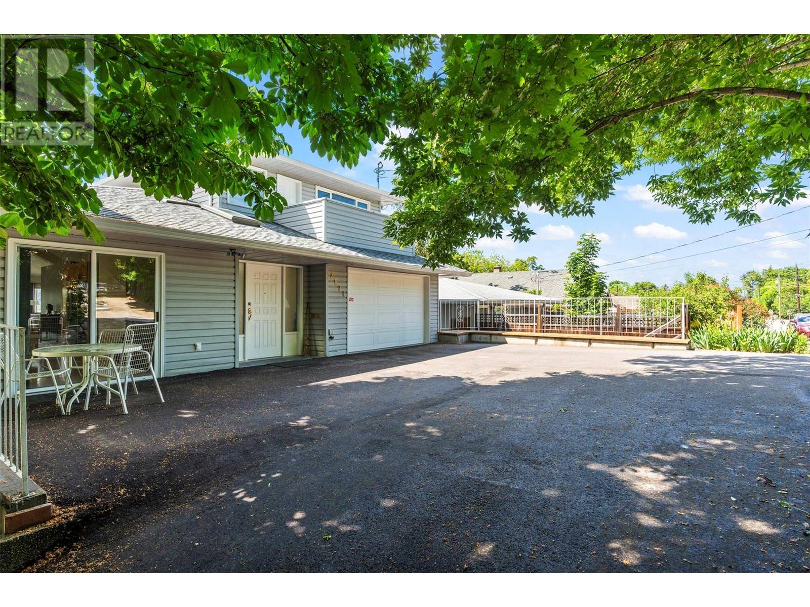 Vernon, BC V1T4P9,2804 25 Street