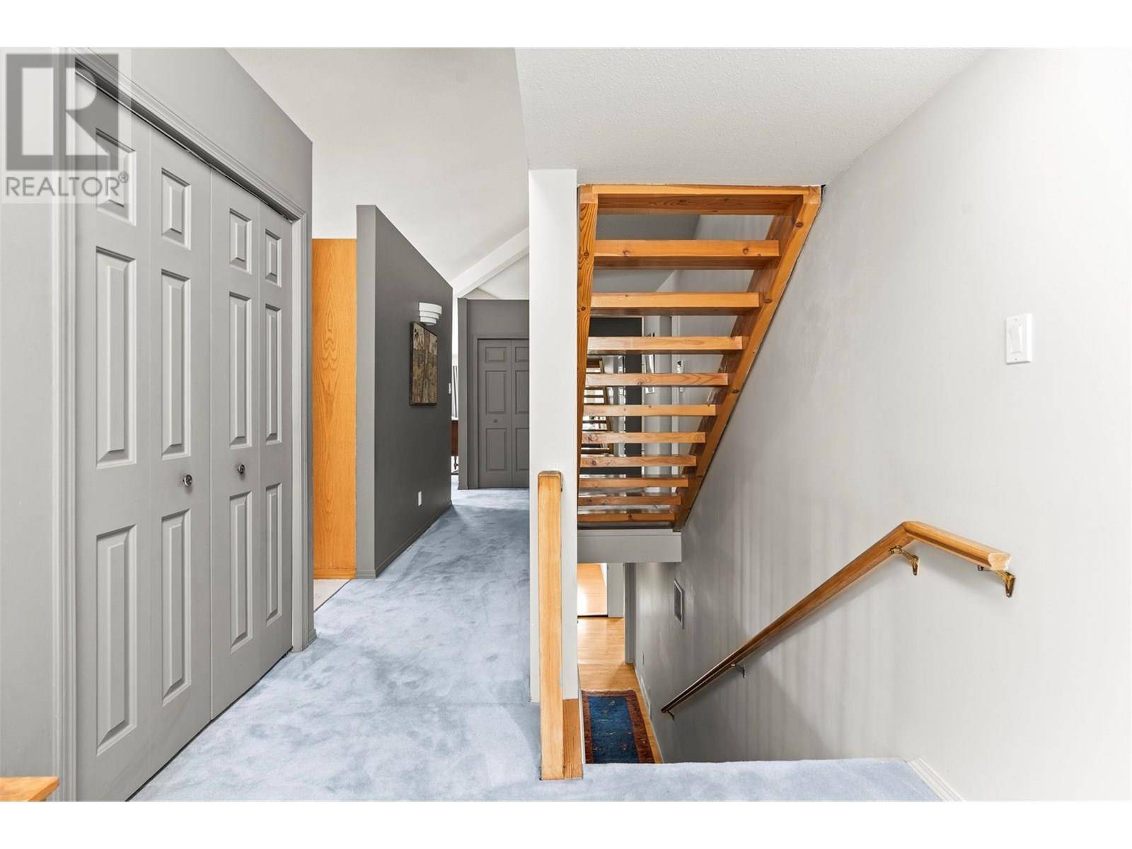 Vernon, BC V1T4P9,2804 25 Street