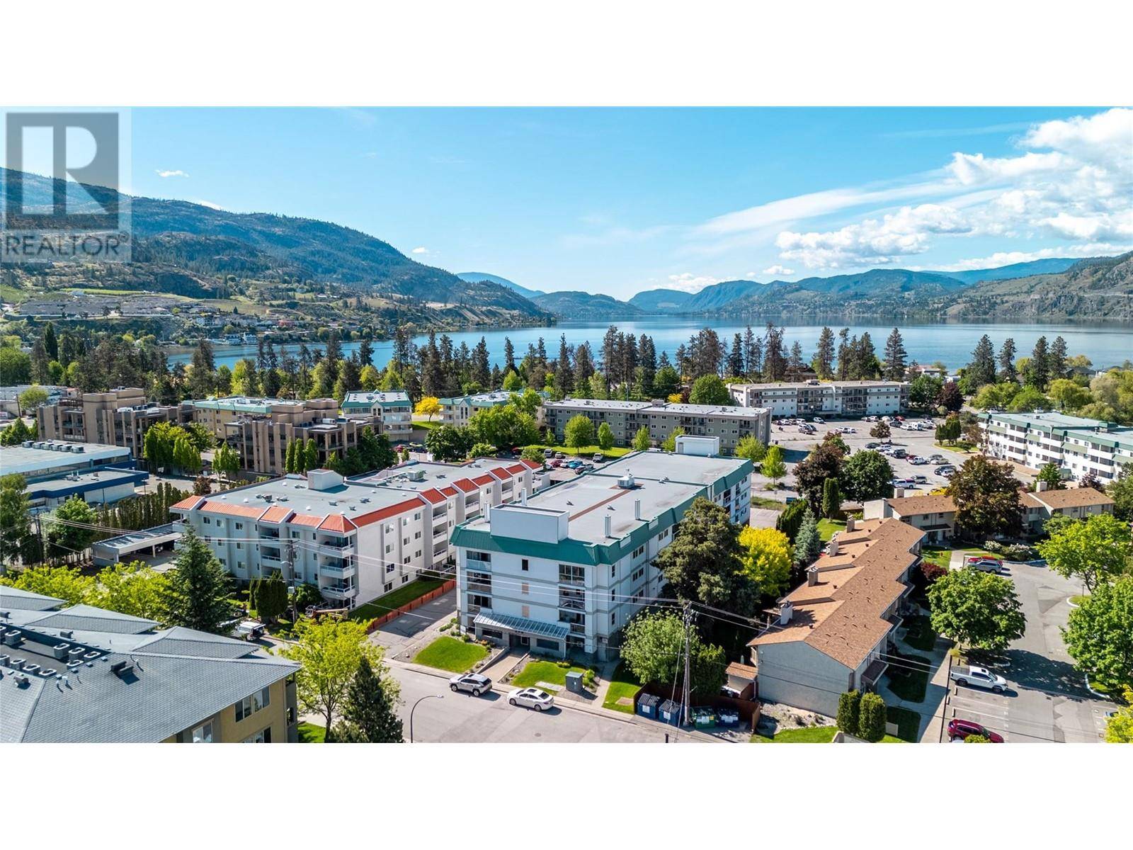 298 YORKTON AVE #204, Penticton, BC V2A3V5