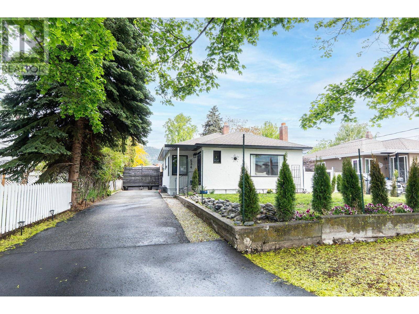 Penticton, BC V2A5R6,634 Latimer Street