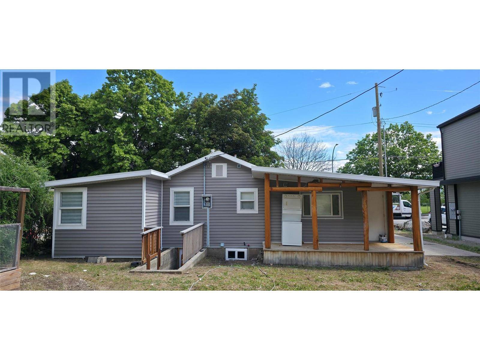 Oliver, BC V0H1T6,6176 SPARTAN Street