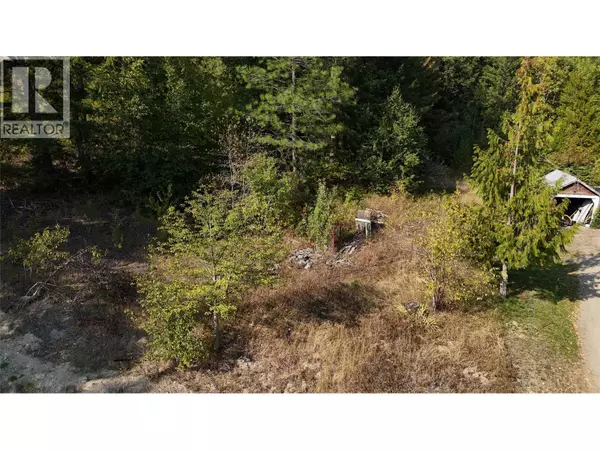 Salmon Arm, BC V1E2Y9,4981 5 Avenue SW