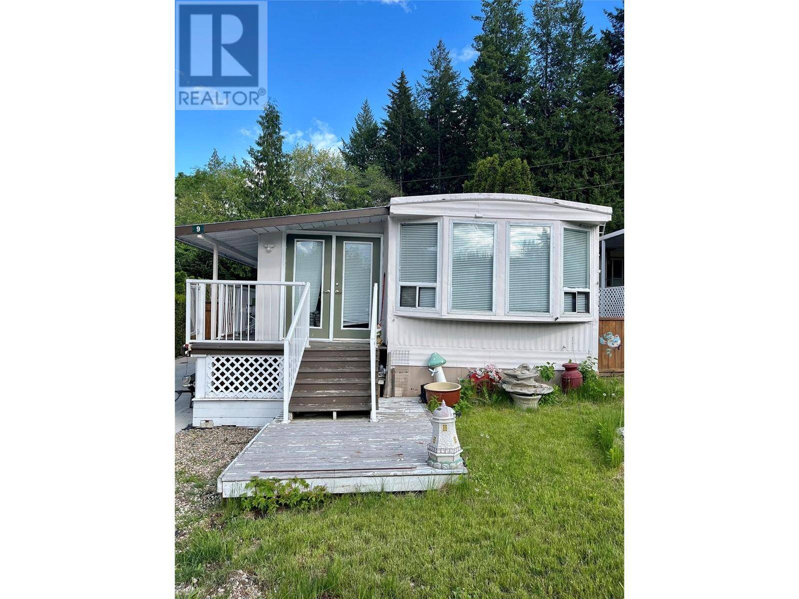 Sorrento, BC V0E2W1,2932 Buckley RD #9