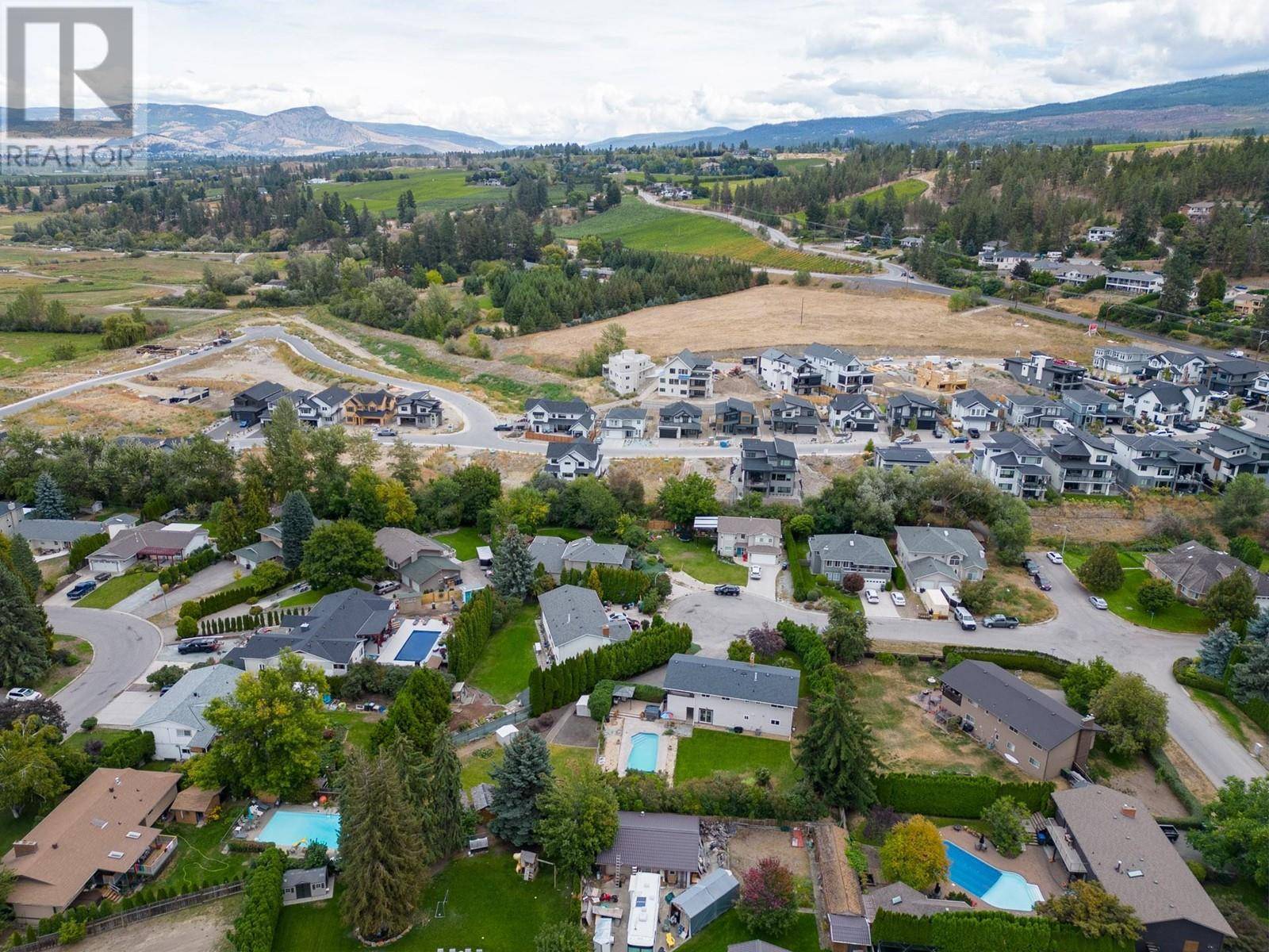Kelowna, BC V1W1B5,790 Torrs Court Lot# A+B