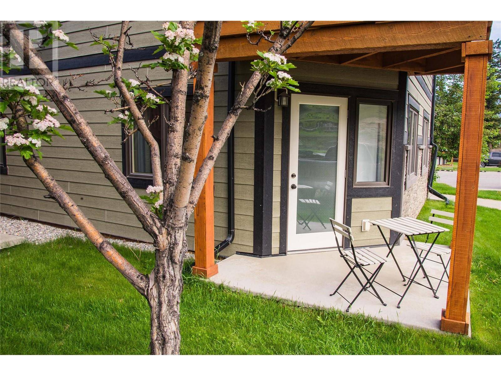 Radium Hot Springs, BC V0A1M0,7337 PROSPECTOR AVE #601