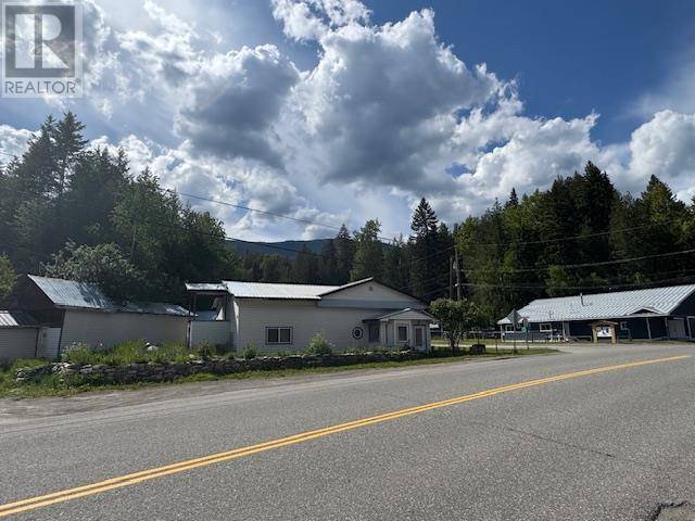 Salmon Arm, BC V1E3H1,3049 Hornsberger Road