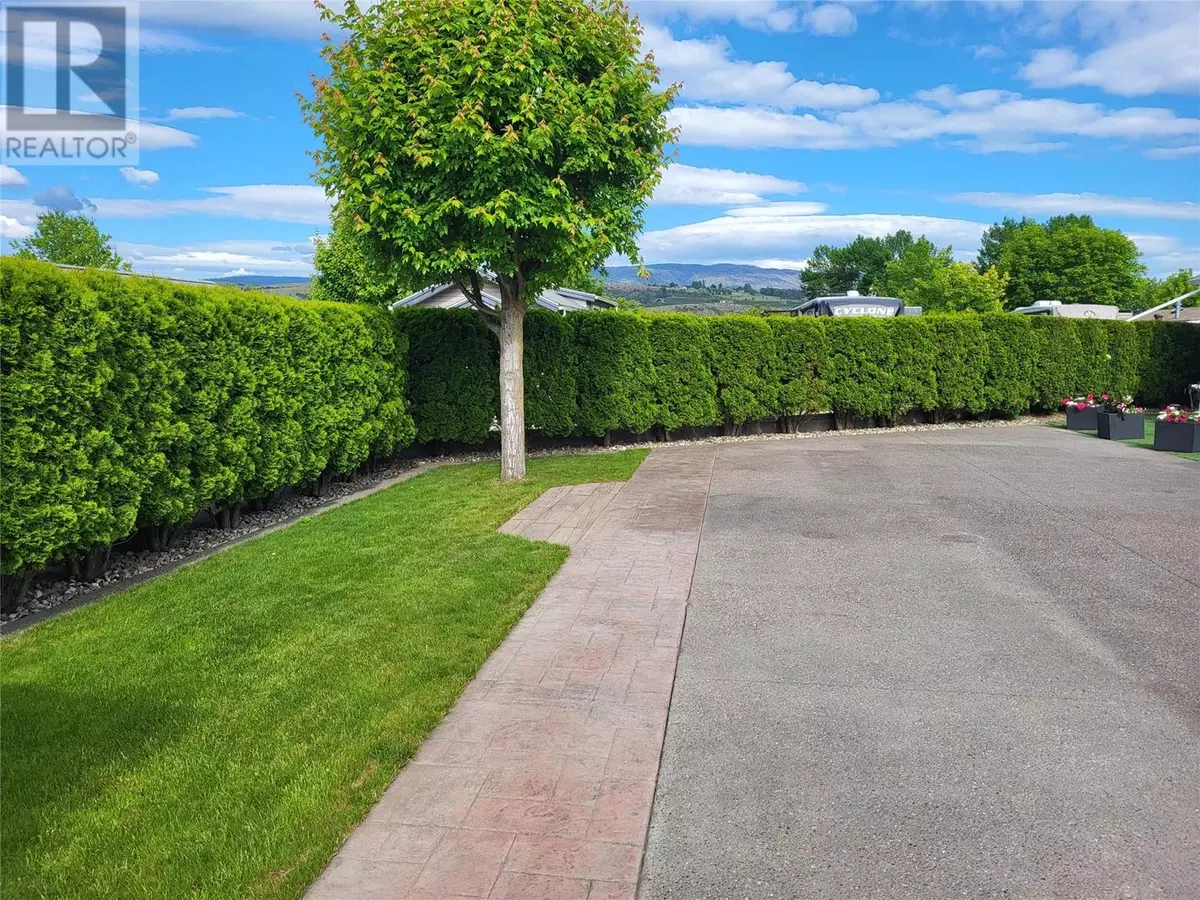 Vernon, BC V1B3W5,8000 Highland RD #113