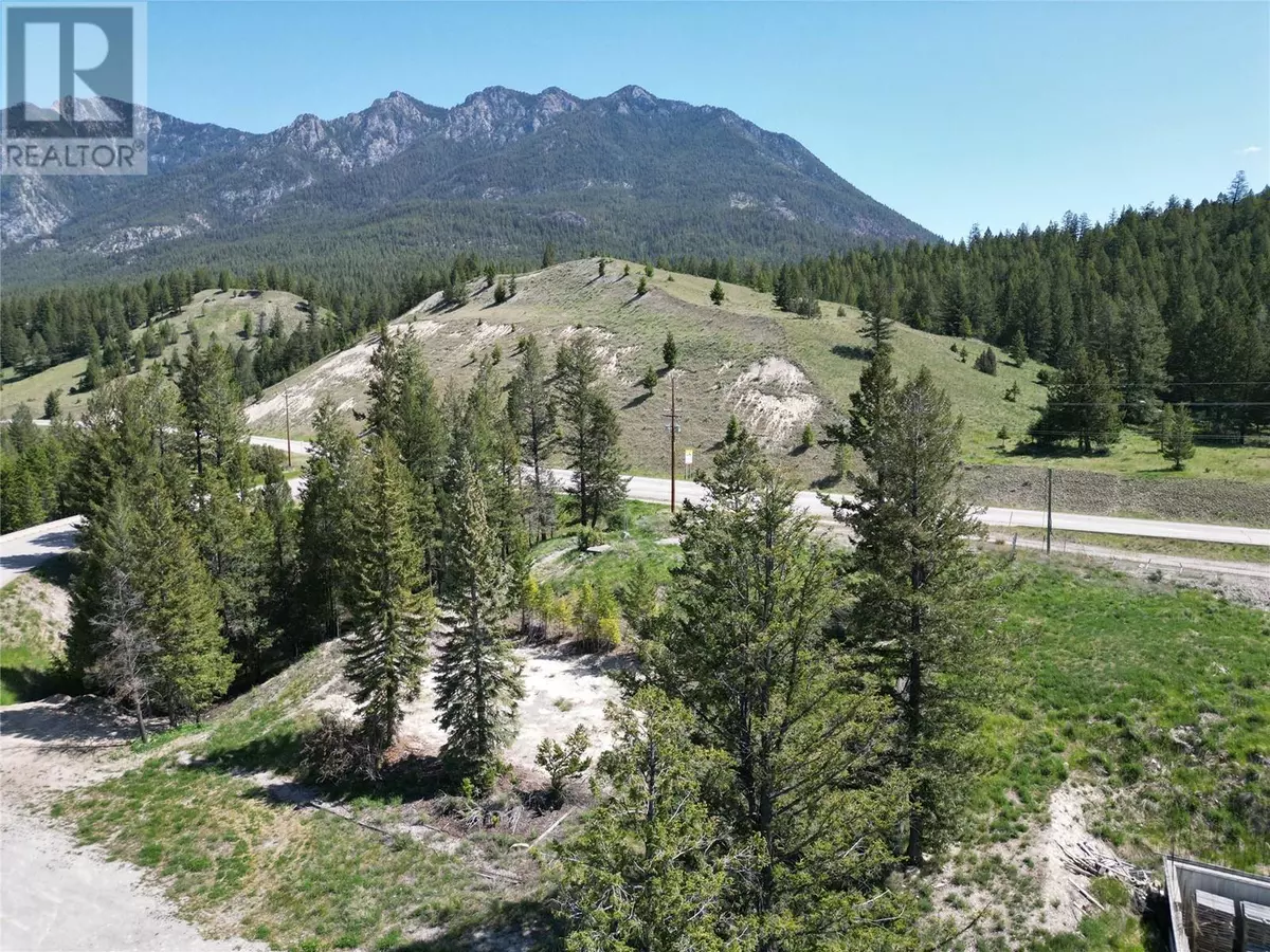 Radium Hot Springs, BC V0A1M0,7254 RADIUM VALLEY Road