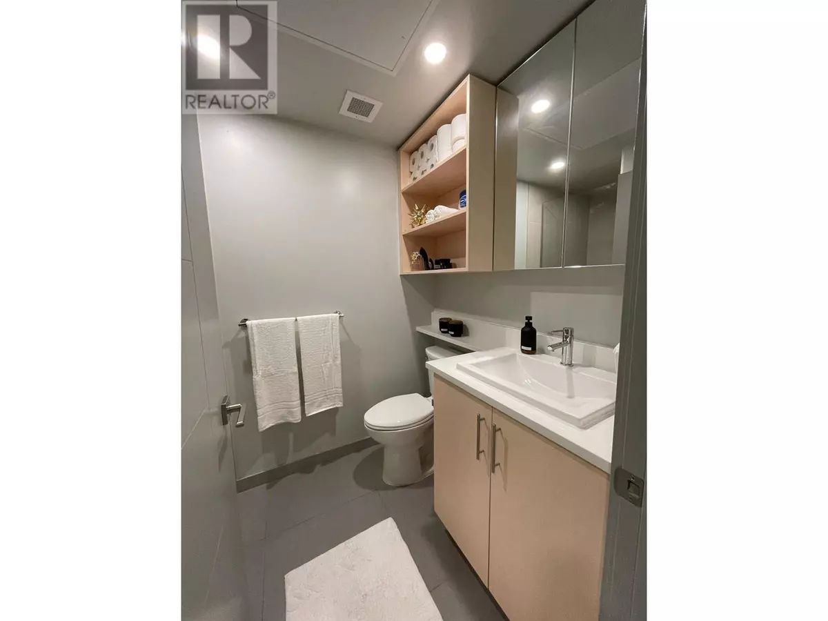 Kelowna, BC V1X3K8,345 DOUGALL RD North #215