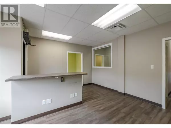 Oliver, BC V0H1T0,6369 MAIN Street