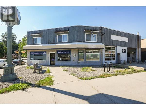 1967 Columbia Gardens Road, Fruitvale, BC V0G1L0